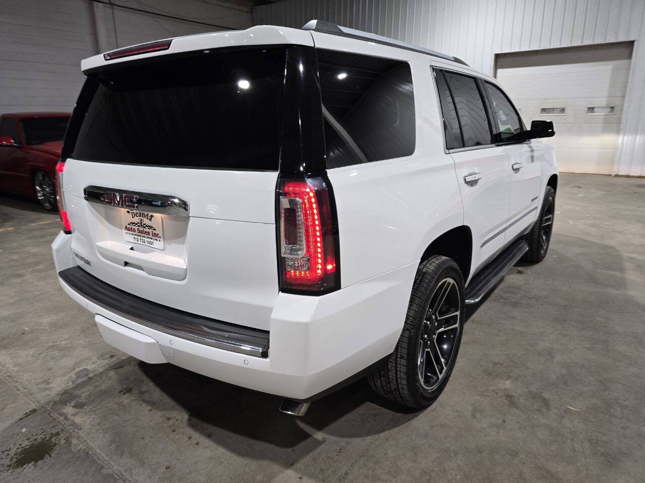 Used 2017 GMC Yukon Denali w/ Open Road Package AWD/4WD image 11