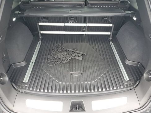 Used 2023 Cadillac XT5 Premium Luxury w/ LPO, Floor Liner Package AWD/4WD image 8