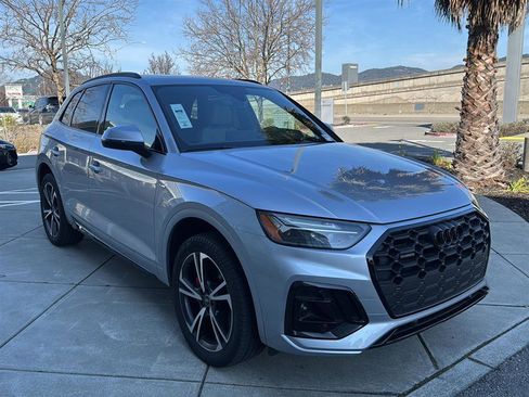 Used 2025 Audi Q5 2.0T Premium Plus w/ Premium Plus Package image 4