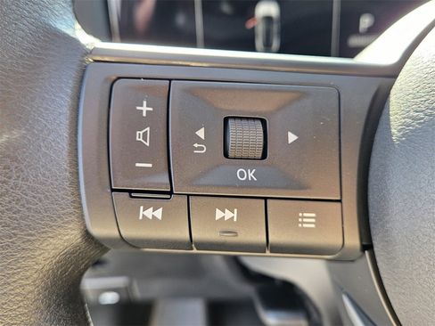 New 2026 Nissan Kicks SV image 23