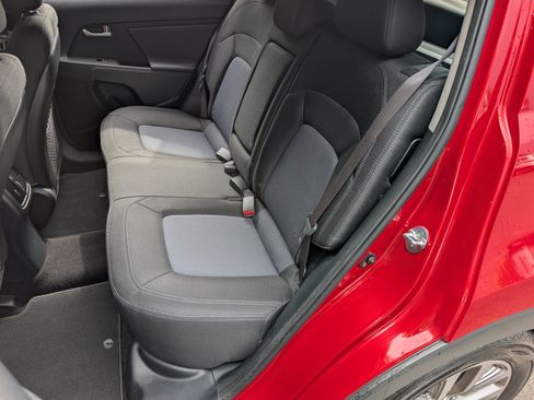 Used 2015 Kia Sportage LX FWD image 17