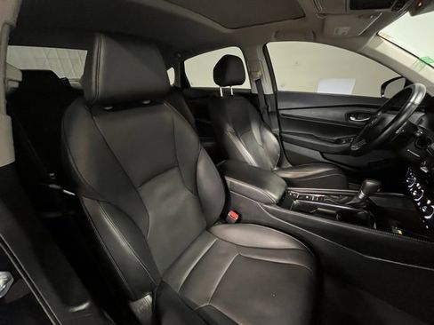 Used 2023 Honda Accord Touring image 9