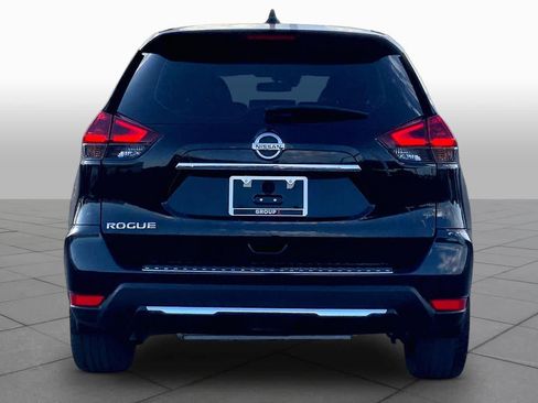 Used 2020 Nissan Rogue S FWD image 5