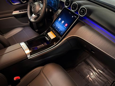 New 2026 Mercedes-Benz GLC 300 image 15