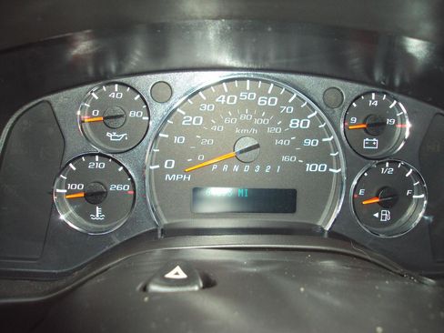 Used 2013 Chevrolet Express 1500 AWD image 19