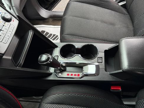 Used 2017 GMC Terrain SLE image 11