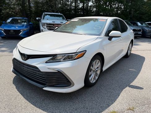 Used 2024 Toyota Camry LE FWD image 2