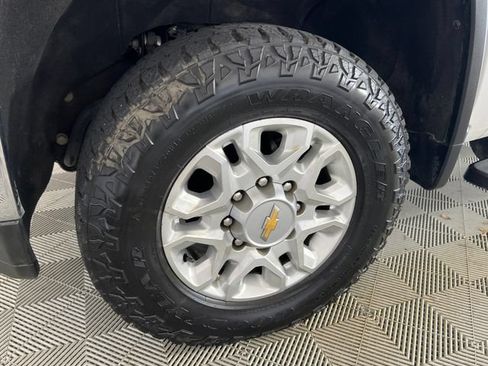 Used 2023 Chevrolet Silverado 2500 LTZ w/ LTZ Plus Package AWD/4WD image 25