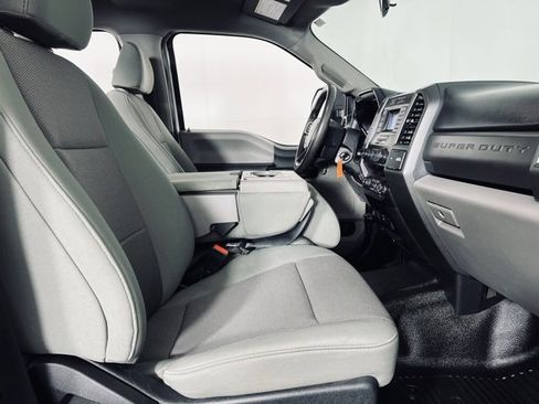 Used 2020 Ford F550 4x4 Crew Cab Super Duty image 13