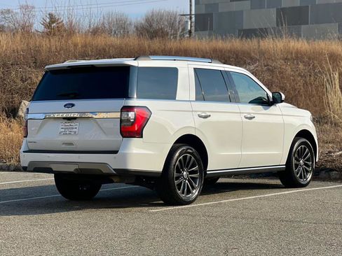 Used 2020 Ford Expedition Limited image 10