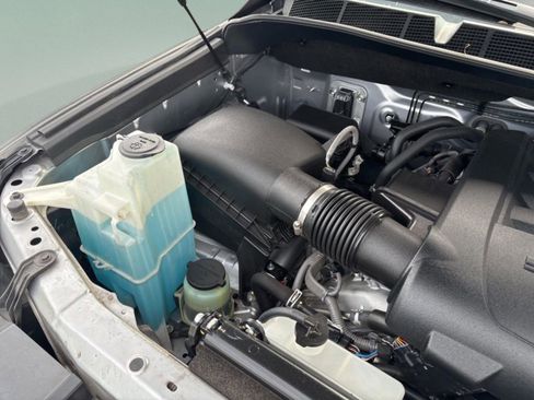 Used 2021 Toyota Tundra SR5 w/ SR5 Leather Package image 30