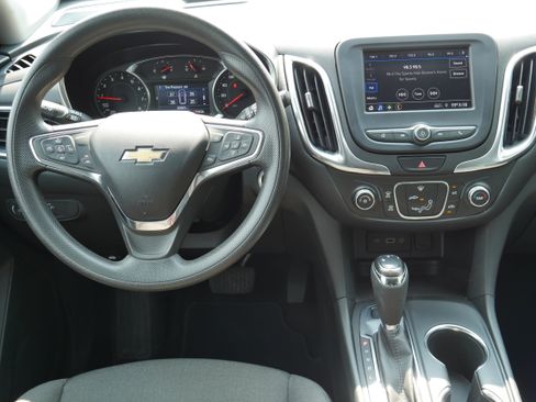 Certified 2020 Chevrolet Equinox LT AWD/4WD image 16