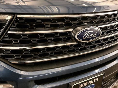 Used 2020 Ford Explorer XLT w/ Equipment Group 202A image 30