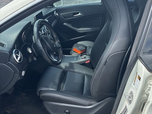 Used 2016 Mercedes-Benz CLA 250 4MATIC image 3