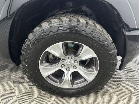 Used 2021 RAM 1500 Laramie w/ Sport Appearance Package AWD/4WD image 14