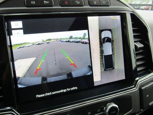Used 2022 Ford F250 Platinum AWD/4WD image 28