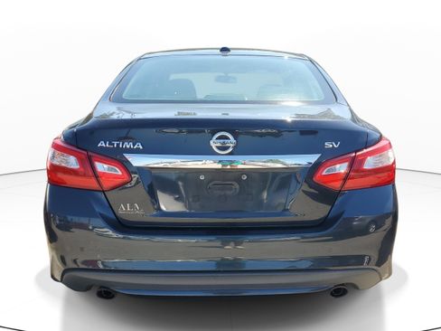 Used 2017 Nissan Altima 2.5 SV FWD image 5