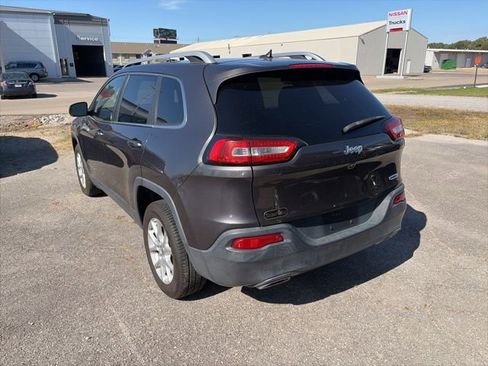 Used 2015 Jeep Cherokee Latitude w/ Comfort/Convenience Group image 4