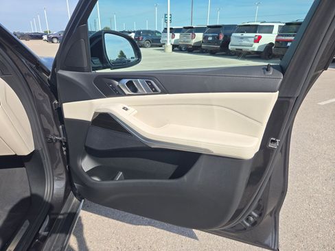 Used 2020 BMW X5 sDrive40i w/ Premium Package RWD image 28