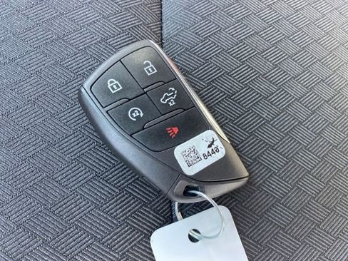 Certified 2024 GMC Sierra 1500 Elevation image 24