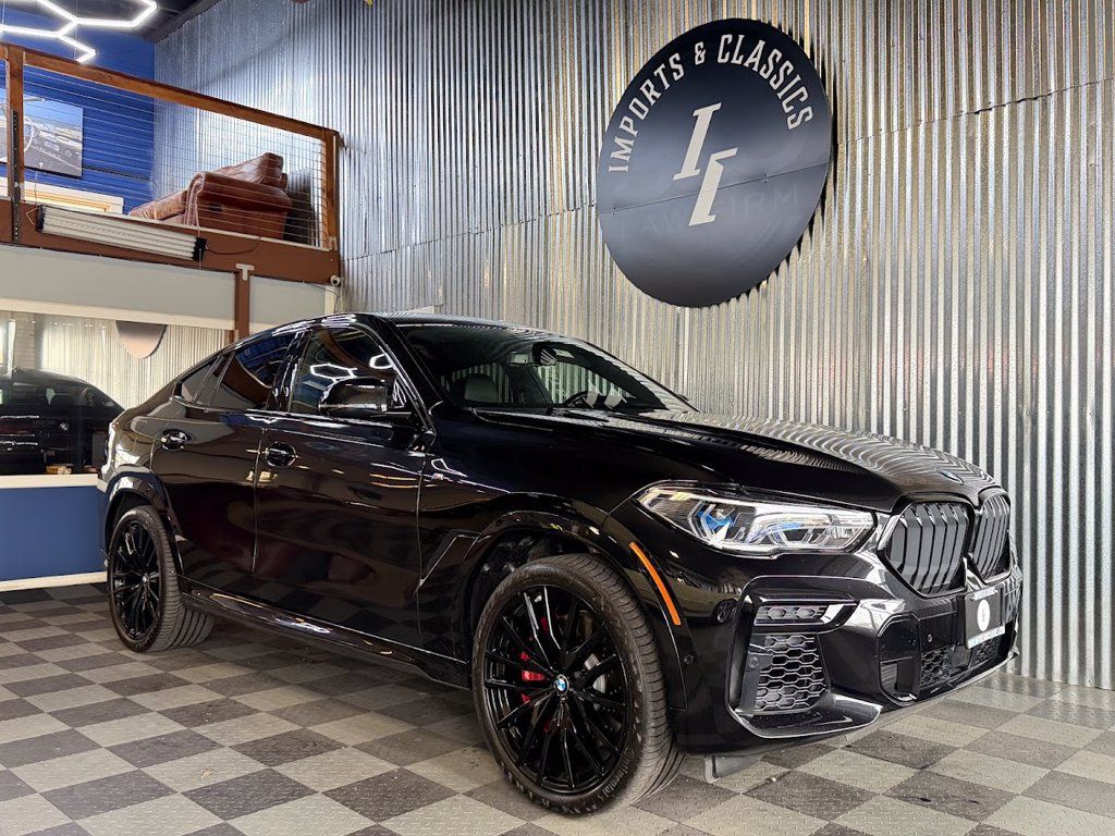 Used 2022 BMW X6 M50i AWD/4WD image 4