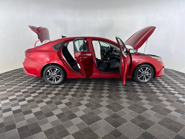 Certified 2023 Kia Forte LXS FWD image 15