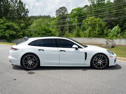 Used 2023 Porsche Panamera 4 w/ Premium Package AWD/4WD image 21