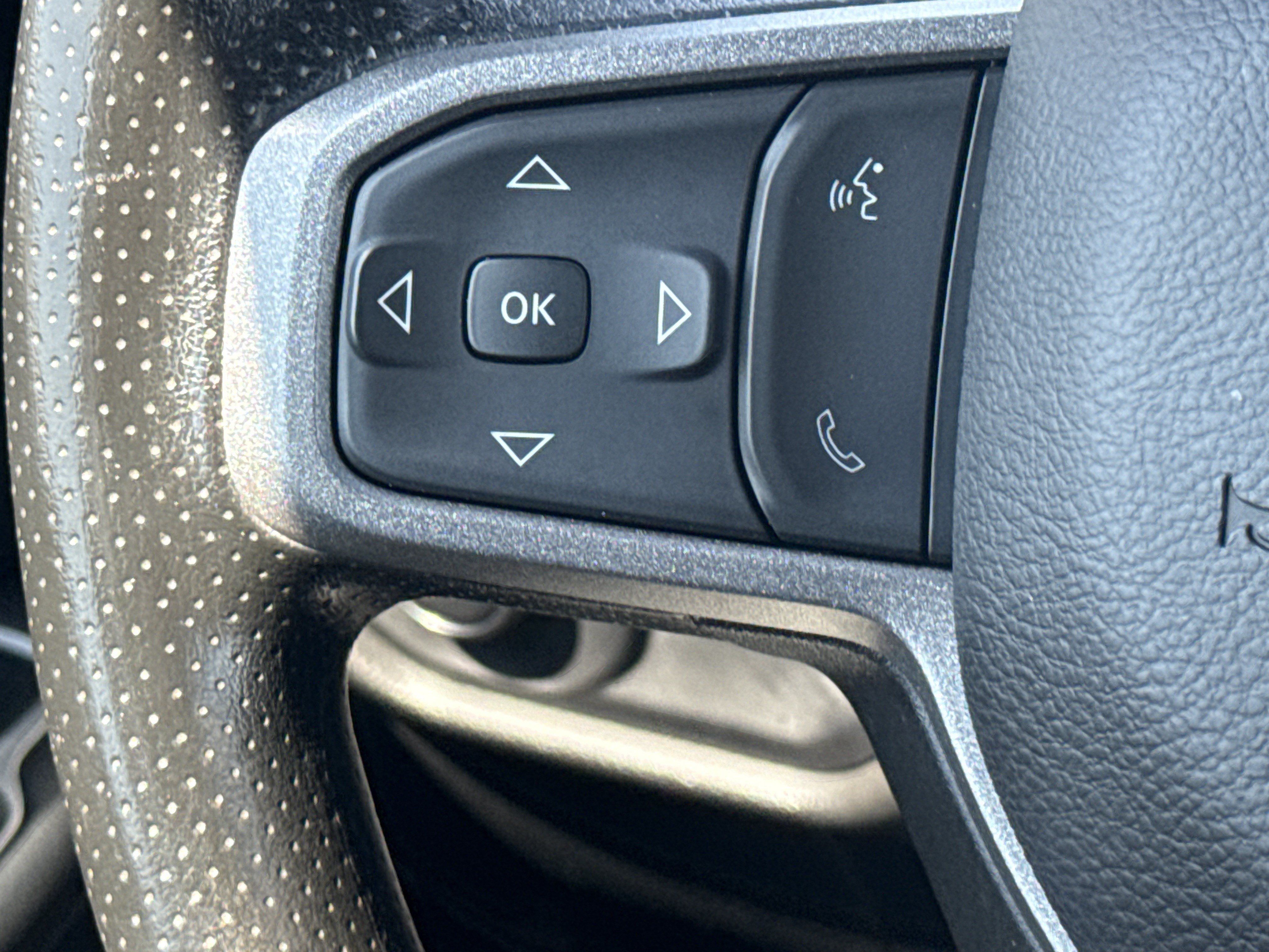 Used 2024 RAM 2500 Tradesman AWD/4WD image 18