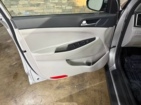 Used 2020 Hyundai Tucson Value AWD/4WD image 8