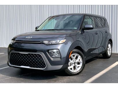 Used 2022 Kia Soul LX w/ Technology Package