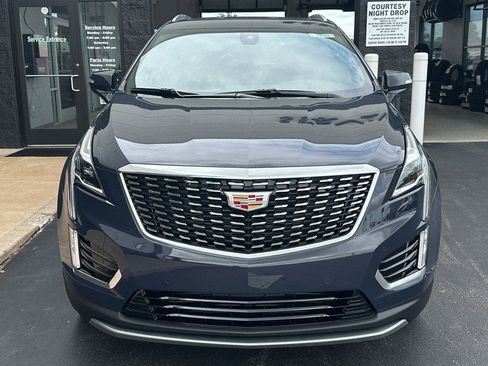 New 2025 Cadillac XT5 Premium Luxury w/ LPO, Floor Liner Package image 5