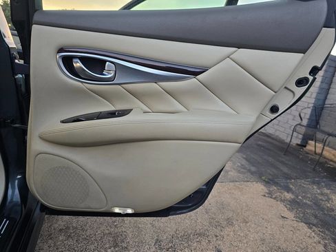 Used 2012 INFINITI M37 w/ Premium Pkg image 20