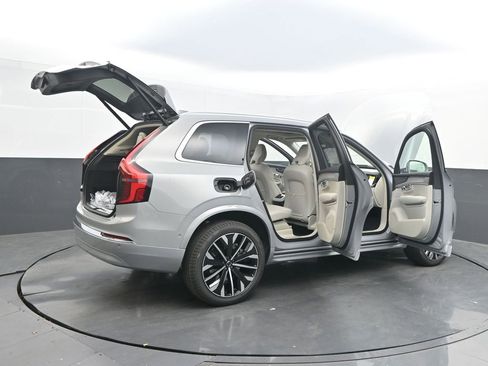 New 2026 Volvo XC90 B6 Ultra w/ Protection Package AWD/4WD image 39