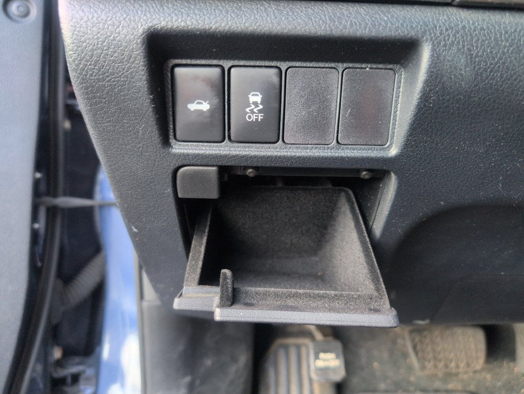 Used 2015 Toyota Avalon XLE FWD image 17
