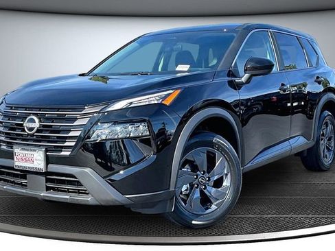 New 2026 Nissan Rogue SV FWD image 2