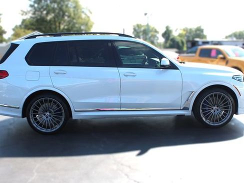 Used 2022 BMW ALPINA XB7 image 12