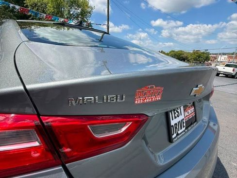 Used 2023 Chevrolet Malibu LS FWD image 12
