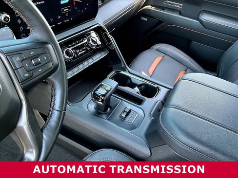 Used 2024 GMC Sierra 1500 AT4 w/ Technology Package AWD/4WD image 16