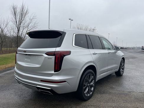 Used 2020 Cadillac XT6 Premium Luxury image 3