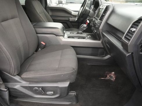 Used 2017 Ford F150 XLT w/ Equipment Group 302A Luxury image 18