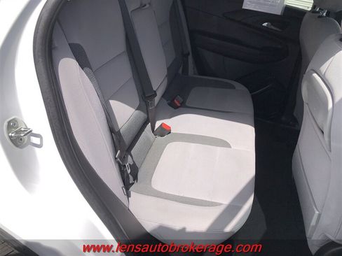 Used 2021 Chevrolet TrailBlazer LT FWD image 20