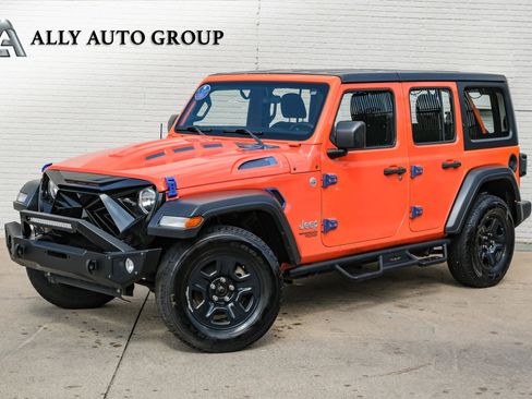 Used 2018 Jeep Wrangler Unlimited Sport image 1