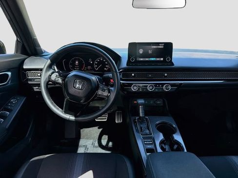 Used 2025 Honda Civic Sport image 21