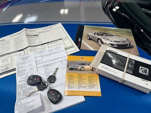 Used 2009 Saturn Sky Hydro Blue RWD image 48