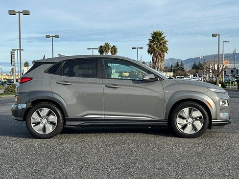 Used 2020 Hyundai Kona Ultimate image 3