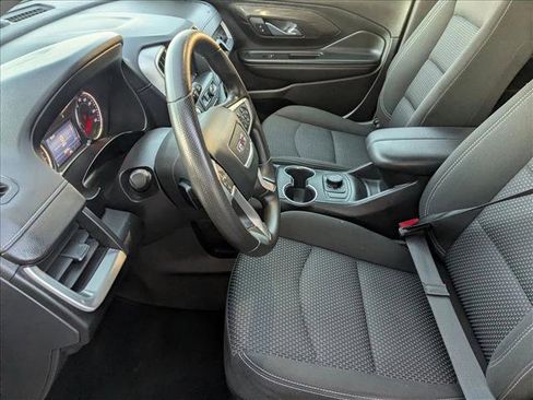 Used 2024 GMC Terrain SLE image 15