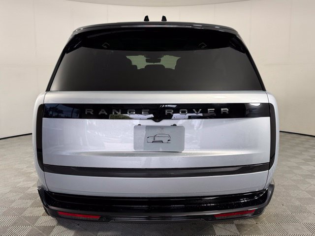 Certified 2025 Land Rover Range Rover Long Wheelbase SE AWD/4WD image 6