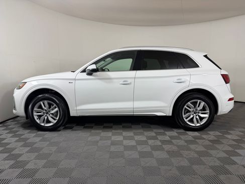 Used 2022 Audi Q5 2.0T Premium AWD/4WD image 2