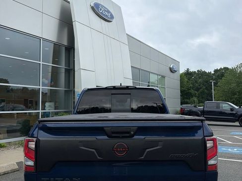 Used 2024 Nissan Titan PRO-4X w/ Pro-4x Convenience Package AWD/4WD image 3