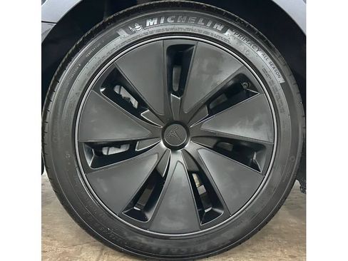 Used 2024 Tesla Model 3 Long Range RWD image 11